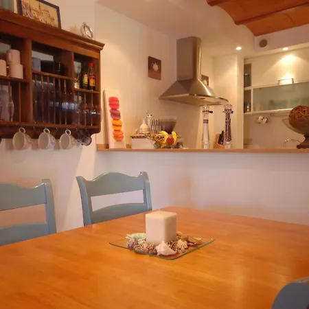Lets Holidays Cozy Near To The Castle * Τόσα ντε Μαρ